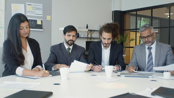 Why Should You Consider Starting an Online Business in the UK?